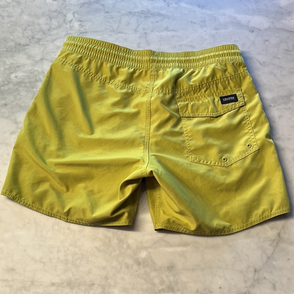 Volcom swim shorts trunks. Citrine green. Mens Medium. - Picture 4 of 10